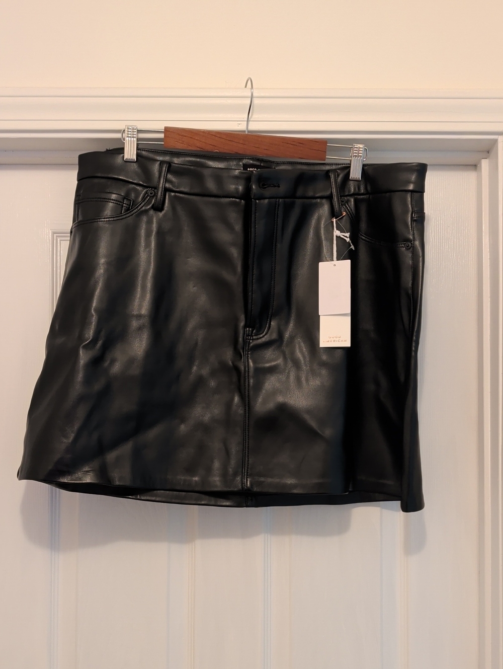 Good American Black Faux Leather Mini Skirt